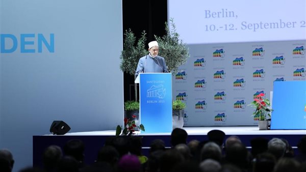 الدكتور أحمد الطيب