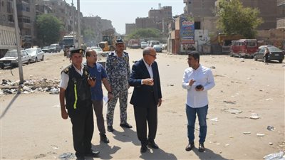 محافظ القليوبية يوجه برفع القمامة من شوارع شبرا وتحرير محاضر للمخالفين 