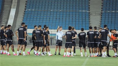 التمرد الثلاثي.. أول أزمات منتخب مصر في عهد فيتوريا 