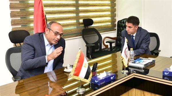  مستشفيات جامعة عين