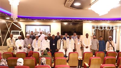 رئيس جامعة الأزهر يقدم العزاء في شهداء مدينة درنة الليبية