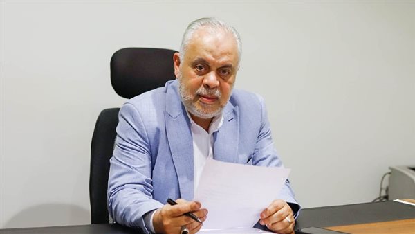 أشرف زكي نقابة المهن