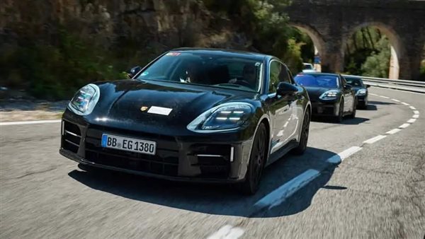 بورش باناميرا 2024