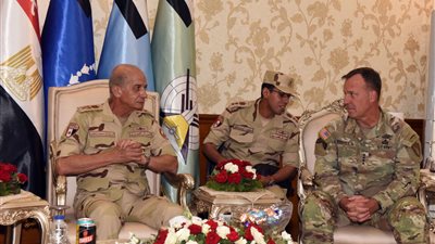 وزير الدفاع يشهد المرحلة الختامية للتدريب المصري الأمريكي المشترك | صور 