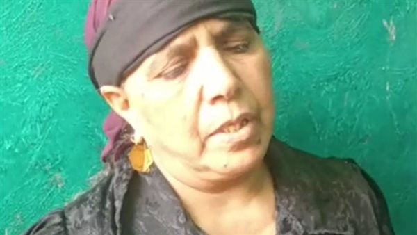 والدة الضحايا 