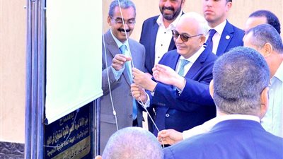 حجازي يفتتح فندق مدرسة المتفوقين للعلوم والتكنولوجيا بالأقصر