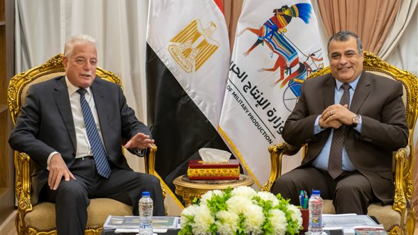 وزير الإنتاج الحربي