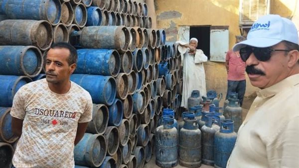 محافظ أسوان 