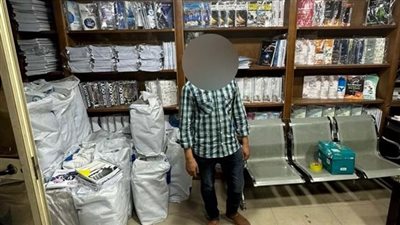 غير مصرح بتداولها.. ضبط 3 آلاف نسخة كتاب خارجي لمراحل تعليمية مختلفة بمطبعة بالقاهرة 