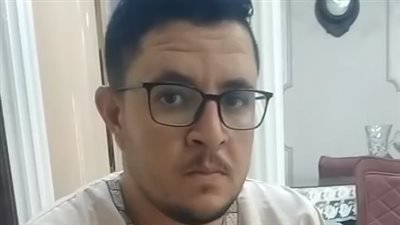 مقضيها محاليل وحقن مسكنة.. مصاب بتسمم تناول وجبة فرايد تشيكن من محل شهير بالمنوفية يروي تفاصيل الواقعة| بث مباشر 