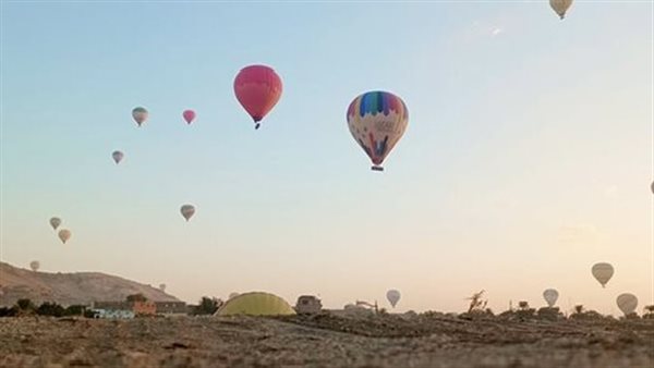 رحلات البالون الطائر