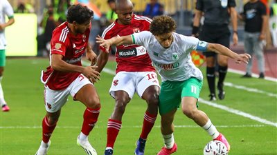 الغلبة للأحمر.. تاريخ مواجهات الأهلي والمصري في الدوري 