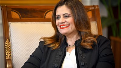 وزيرة الهجرة تدعو رئيس مهرجان الإسكندرية للتعاون بإعداد فيلم تسجيلي يوثق تراث الجاليات بمصر