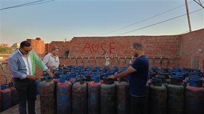 ضبط 140 أسطوانة غاز و9 مخابز مخالفة في البحيرة