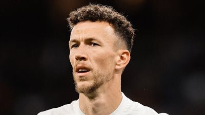 توتنهام يعلن إصابة بيريزيتش بقطع في الرباط الصليبي