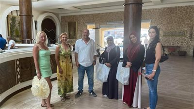 انطلاق كرنفال يوم السياحة العالمي للفنون في مرسى علم بالبحر الأحمر