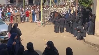 تشييع جثمان ضحية دهس ميكروباص بسبب خلاف على المرور بالدقهلية 