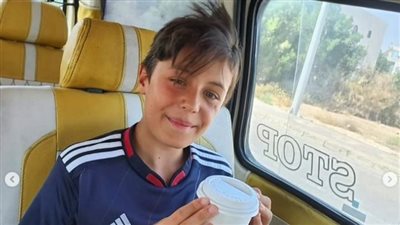 أحمد الفيشاوي ينشر صورًا لابنه من طليقته الألمانية ويكشف عمره لأول مرة