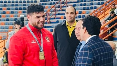 عبد اللطيف منيع: توجت ببطولة إفريقيا 15 مرة.. والبعض يطالبني بالتجنيس لدولة أخرى