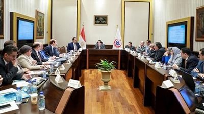 وزارة الصحة تبدأ حملة لتحسين الشكل الجمالي لمنشآت الرعاية الأولية بمحافظات الجمهورية