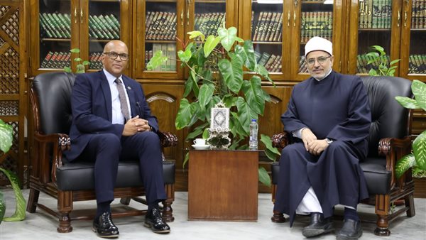 الدكتور سلامة داوود