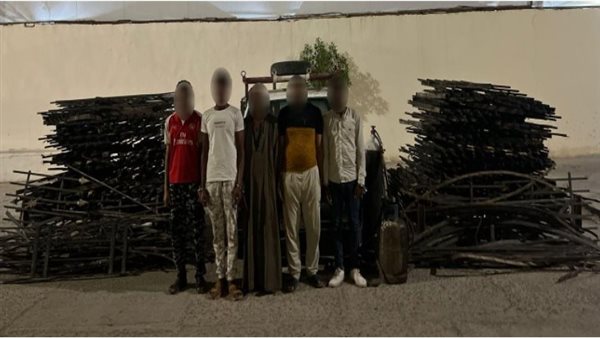 المتهمين والمضبوطات