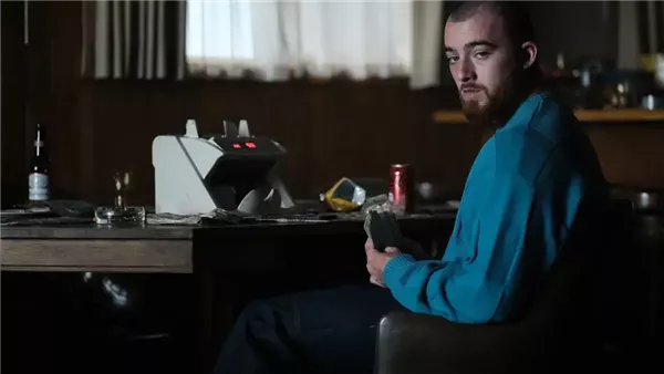 أنجوس كلاود