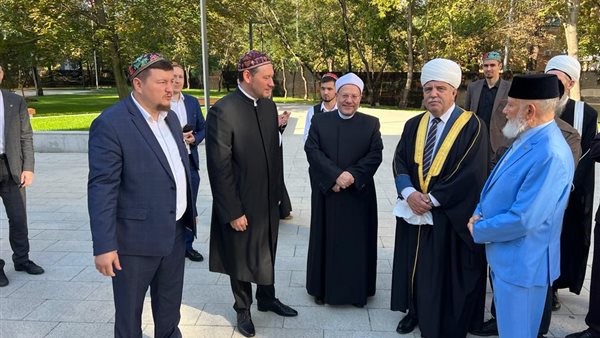 مفتي الجمهورية يقوم