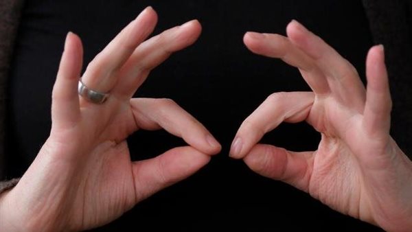 لغة الإشارة