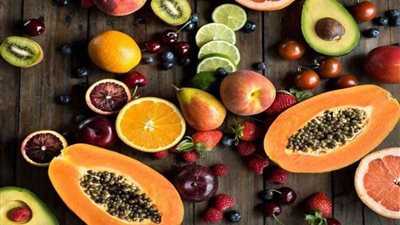 فواكه مفيدة لصحة الجلد وتقليل الشيخوخة