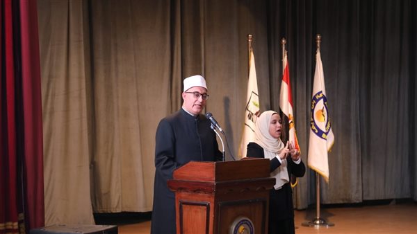 الدكتور نظير عيّاد