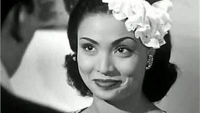 ذكرى ميلاد ملكة المونولوج.. ثريا حلمي حبيبها اعتنق الإسلام ليتزوجها فاعتزلت الرجال بعد رحيله