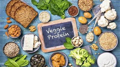 4 أطعمة غنية بالبروتين يوميًا للنباتيين 