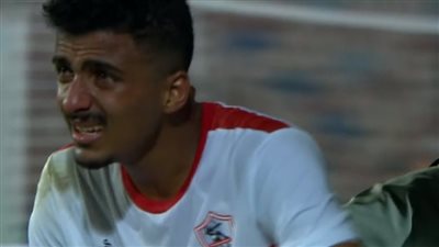 بكاء حسام عبد المجيد وخروجه من مباراة الزمالك والمقاولون مصابًا 