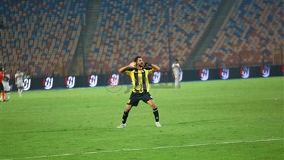 عقوبة مزدوجة تهدد مدافع المقاولون العرب بعد احتفاله أمام جماهير الزمالك | ًمستند 