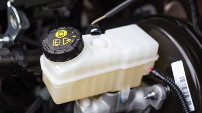 تعرف على علامات تسرب زيت الفرامل في السيارات