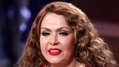 لوسي ترد على حمادة هلال بعد تكذيبه لها بشأن مشاهد تحضير الجِنّية: زعلانة منه.. وأنا مش بكدب