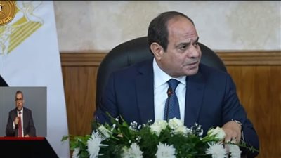 السيسي لـ رؤساء الجامعات: فيه تخصصات بندرّسها فرص العمل فيها منعدمة وإحنا مستنيين خريجي مجال الرقمنة