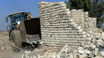 إزالة 132 حالة تعدٍ على الأراضي الزراعية وأملاك الدولة بالمنيا