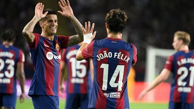 قائمة برشلونة لمواجهة غرناطة في الدوري الإسباني اليوم.. عودة تير شتيجن