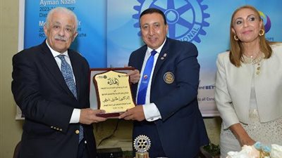 طارق شوقي يكشف أزمة تسريب الامتحانات ولغز مؤسسة الكولدچ بورد الأمريكية