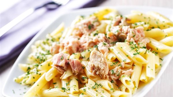 المكرونة بالتونة