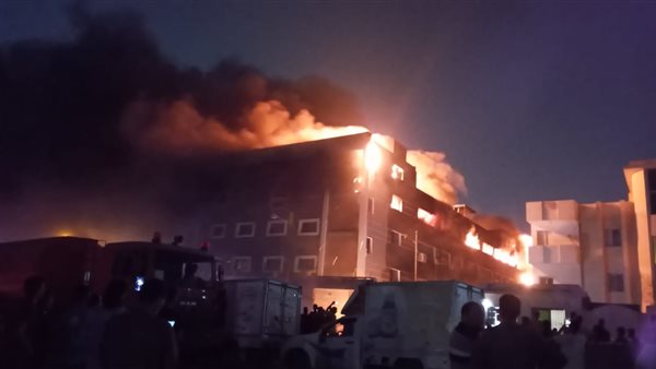 حريق مصنع العبور