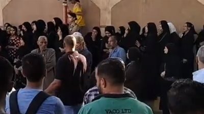 أهالي كفر الشيخ يشيعون جنازة طالب لقى مصرعه بطلق ناري على يد مجهول | بث مباشر