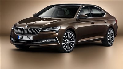 أسعار السيارات في الإمارات.. سكودا سوبيرب تعادل 900 ألف جنيه