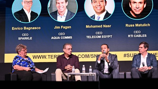 جانب من الجلسة النقاشية