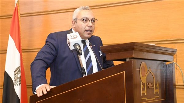 رئيس المركز القومي