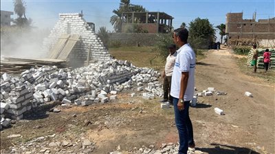 محافظ أسيوط: إزالة 19 حالات تعد على أراضي زراعية وبناء مخالف بـ 6 مراكز