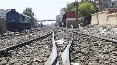 ضبط عاطل خلال سرقته مهمات السكة الحديد في الدقهلية