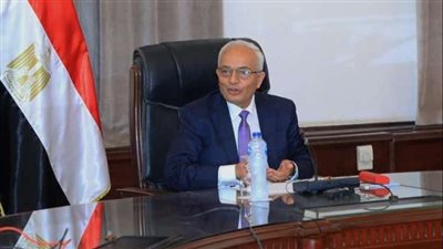 زيارات مفاجئة للمدارس ومواد تعليمية مفسرة إلكترونيا.. التعليم تكشف استعداداتها للعام الدراسي الجديد | بث مباشر